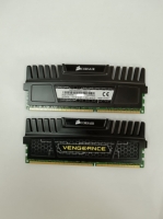 CORSAIR VENGEANCE 16GB (8GBx2) DDR3 1600GHz RAM (2PCS)
